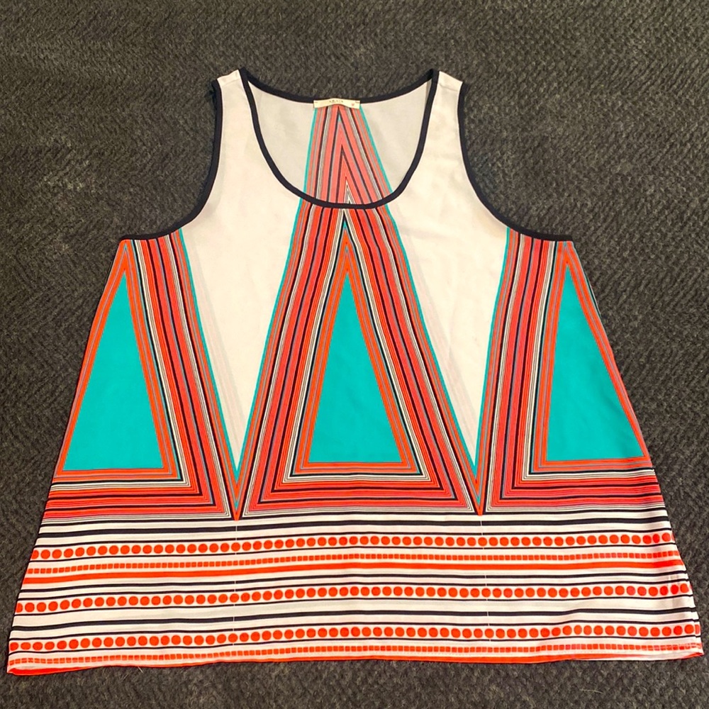 Sleeveless blouse